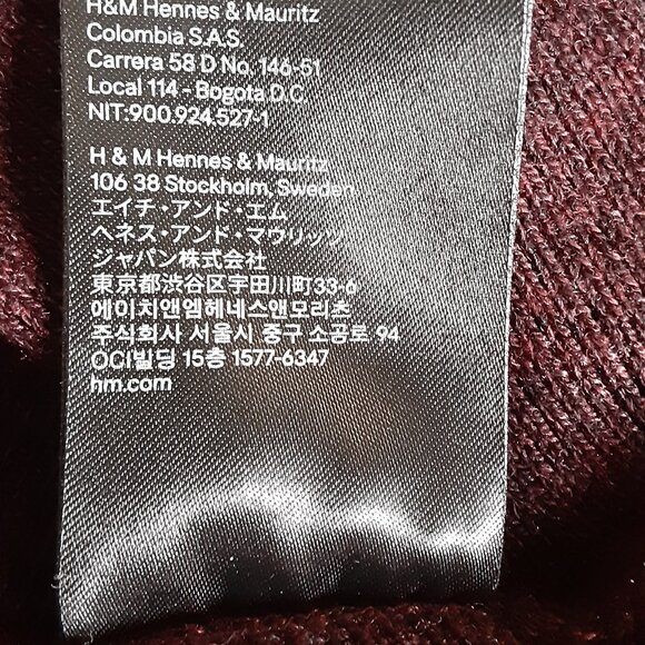 H & M Basic Woman's Polyester & Wool Top Size MEDIUM, Burgandy Color, 3/4 Sleeve - Picture 8 of 8